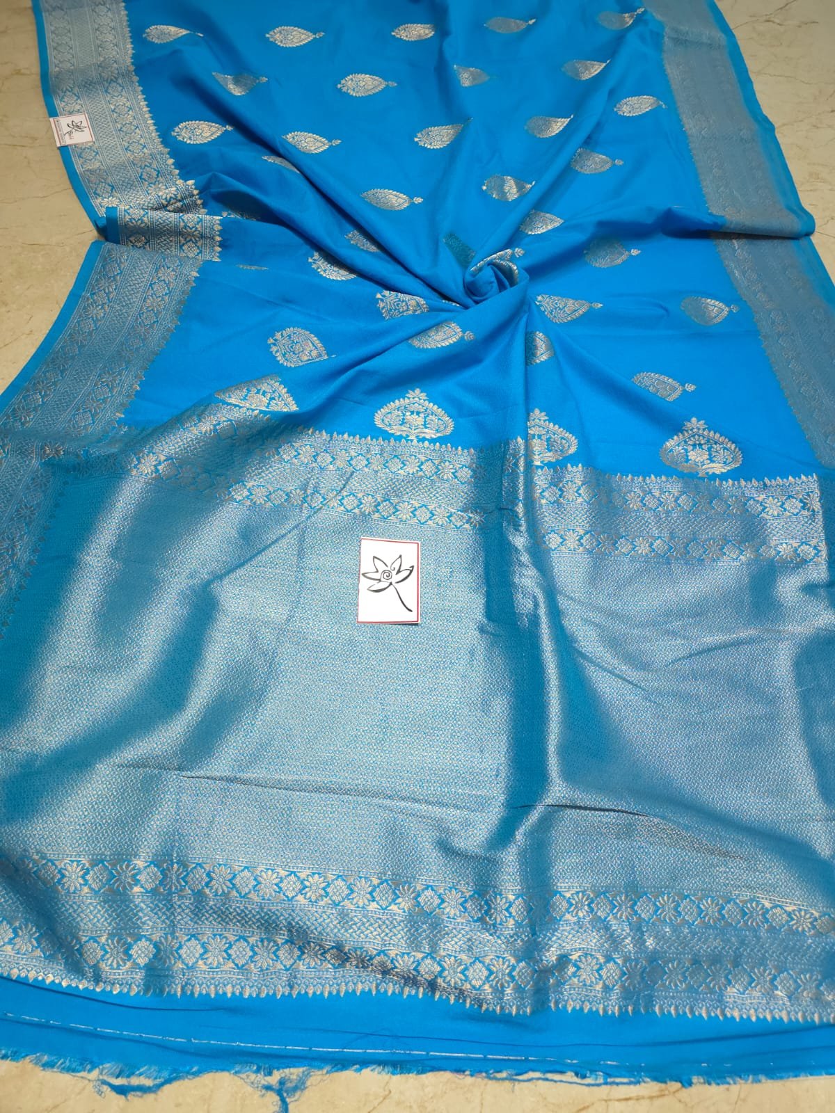 Semi Khaddi Saree - Image 4