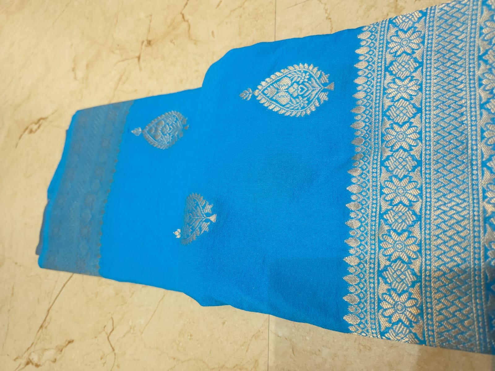 Semi Khaddi Saree - Image 3
