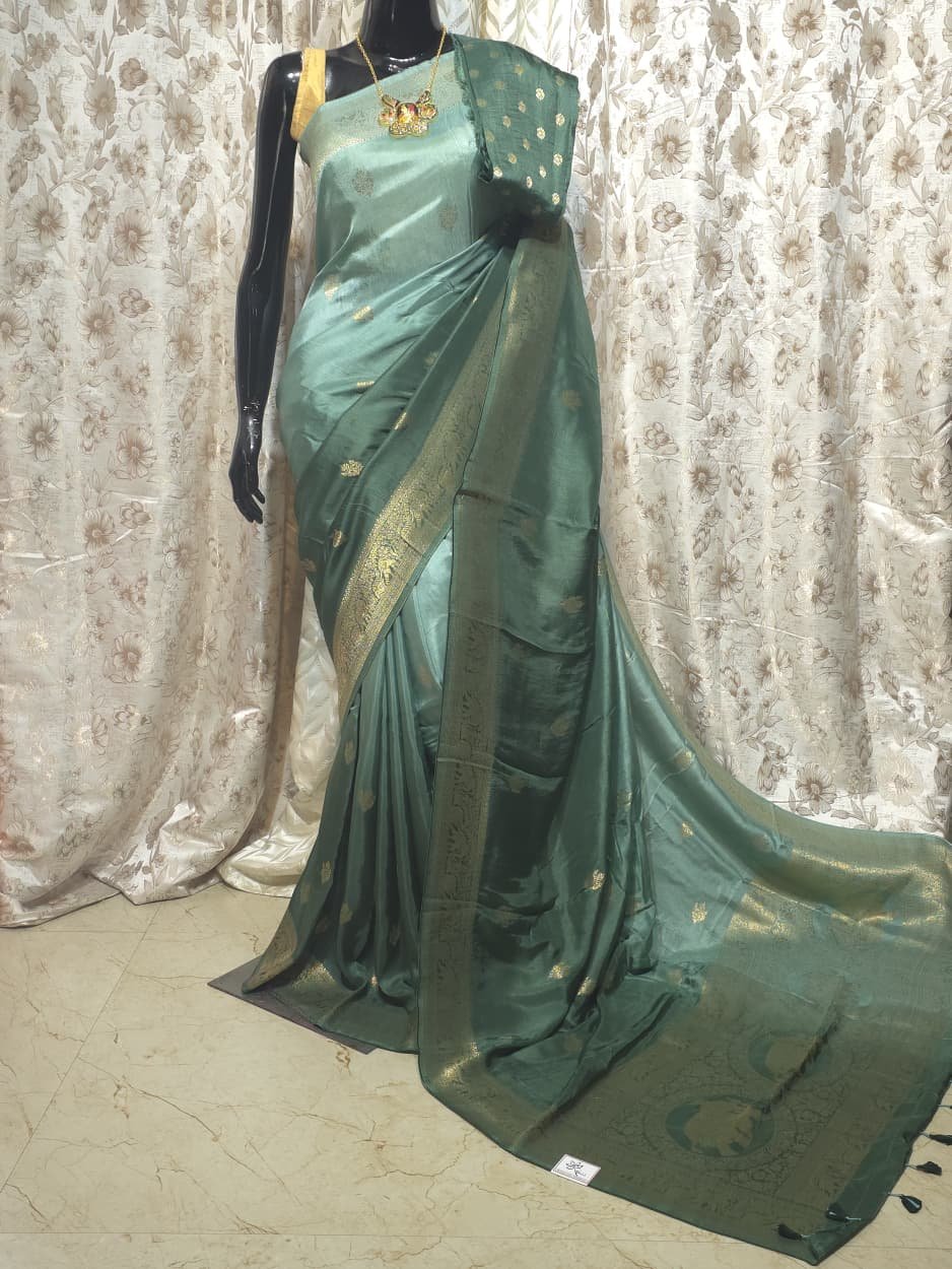 Tie and Dye Dola Benarasi Saree