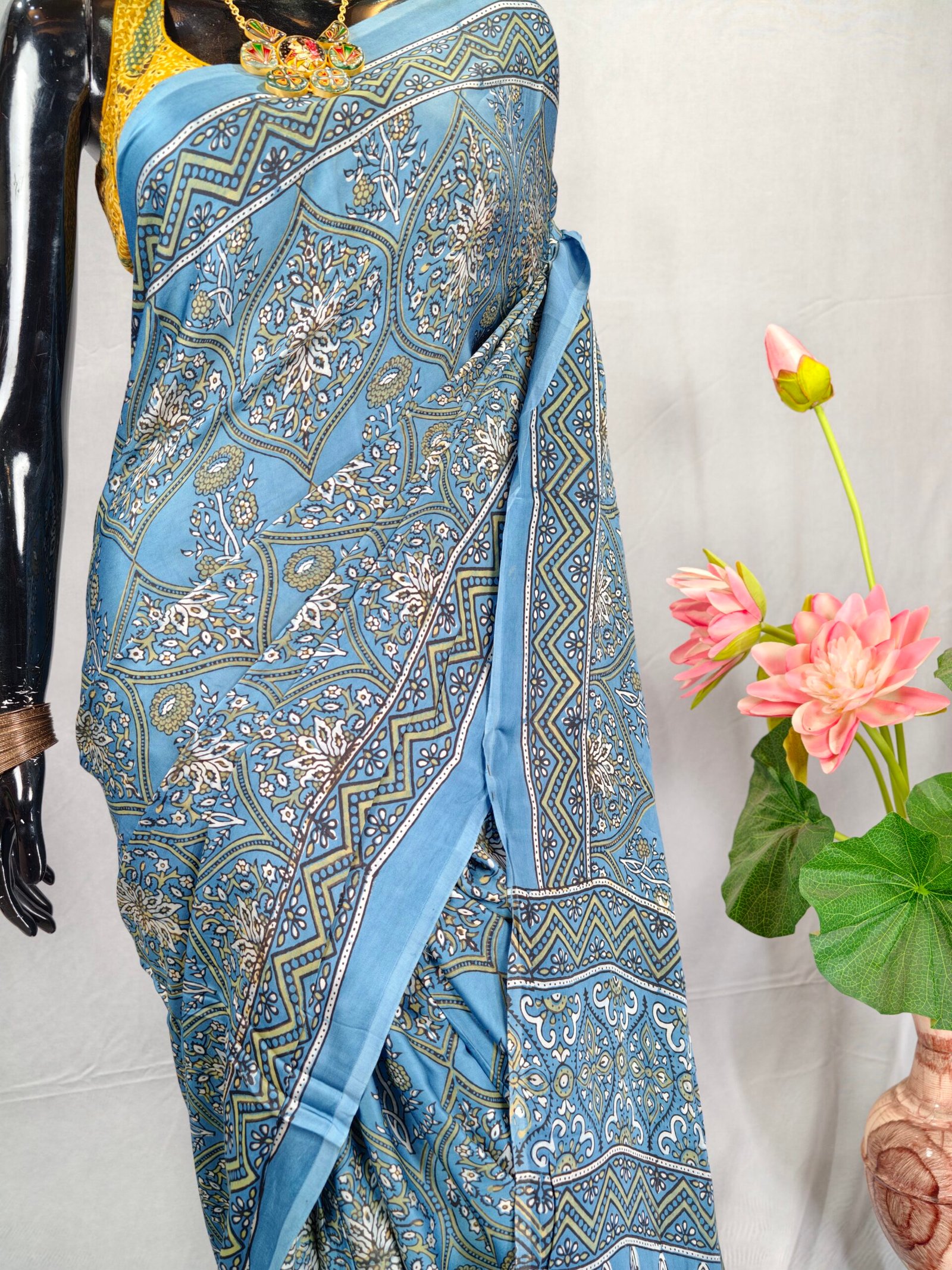 Ajrakh Modal Saree - Image 3