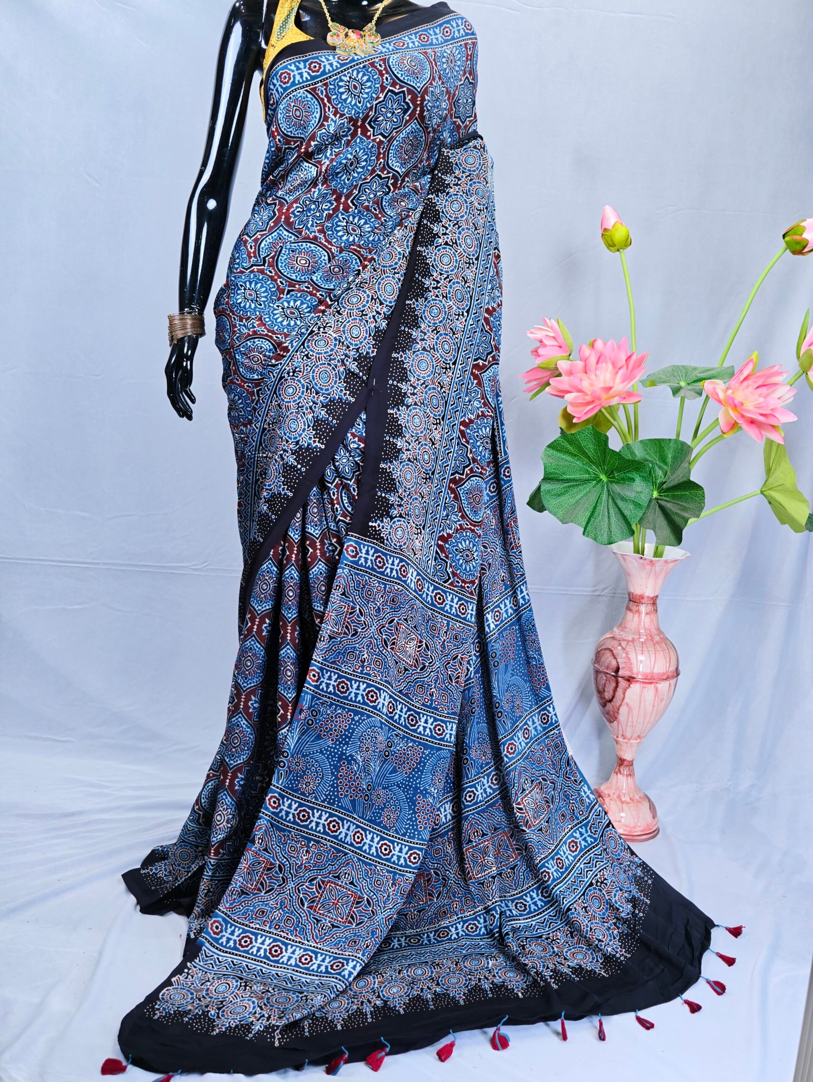 Ajrakh Modal Saree - Image 5