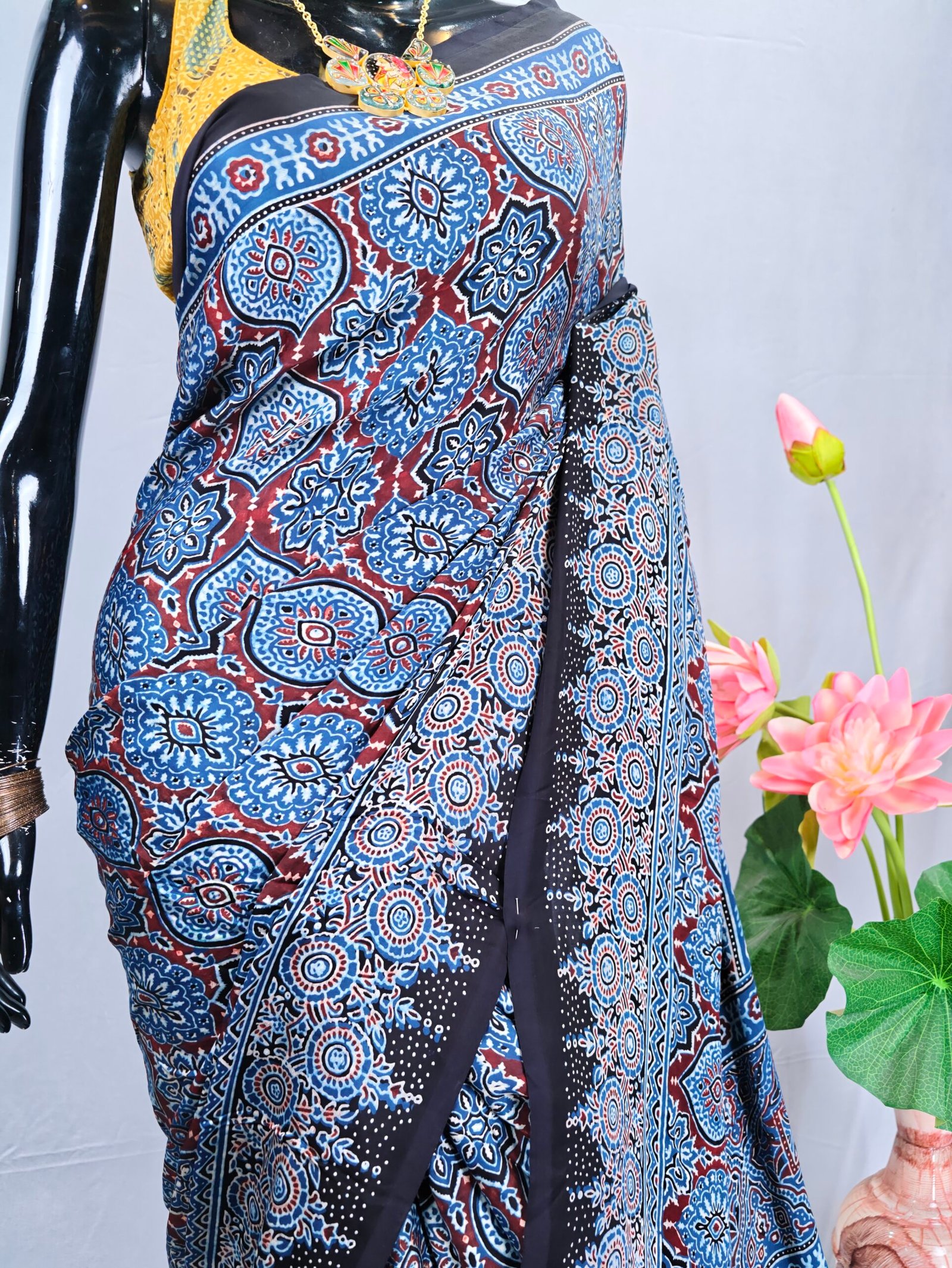 Ajrakh Modal Saree - Image 3