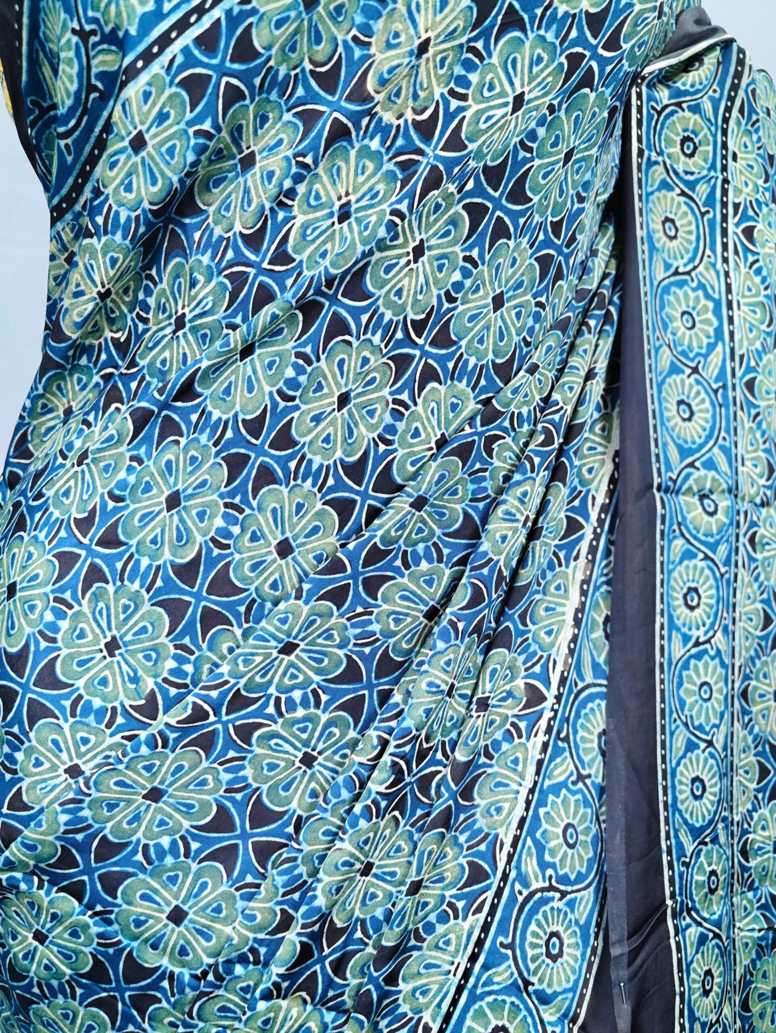 Ajrakh Modal Saree - Image 4