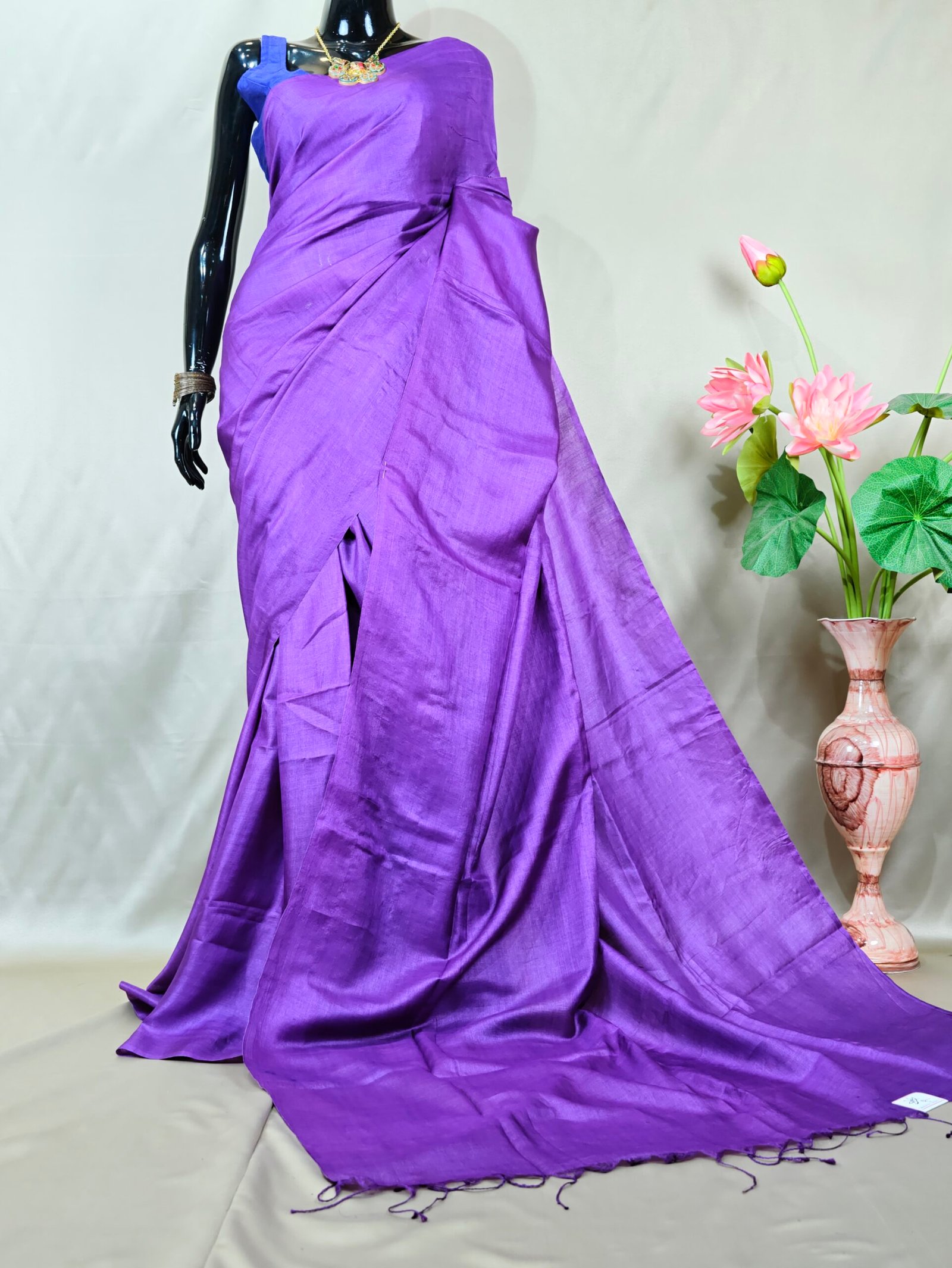 Plain Body Tussar Saree