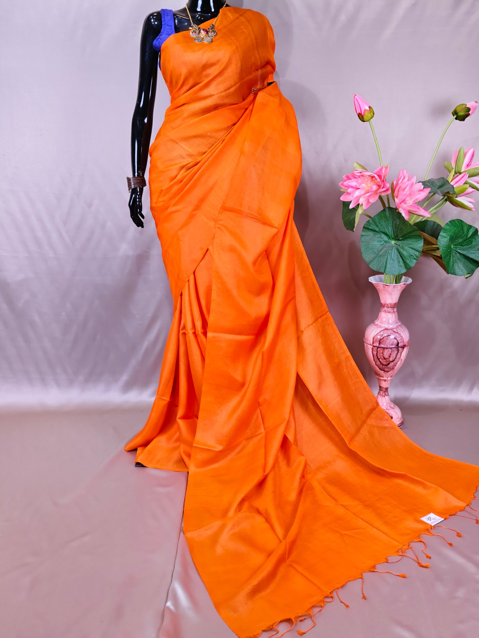Plain Body Tussar Saree