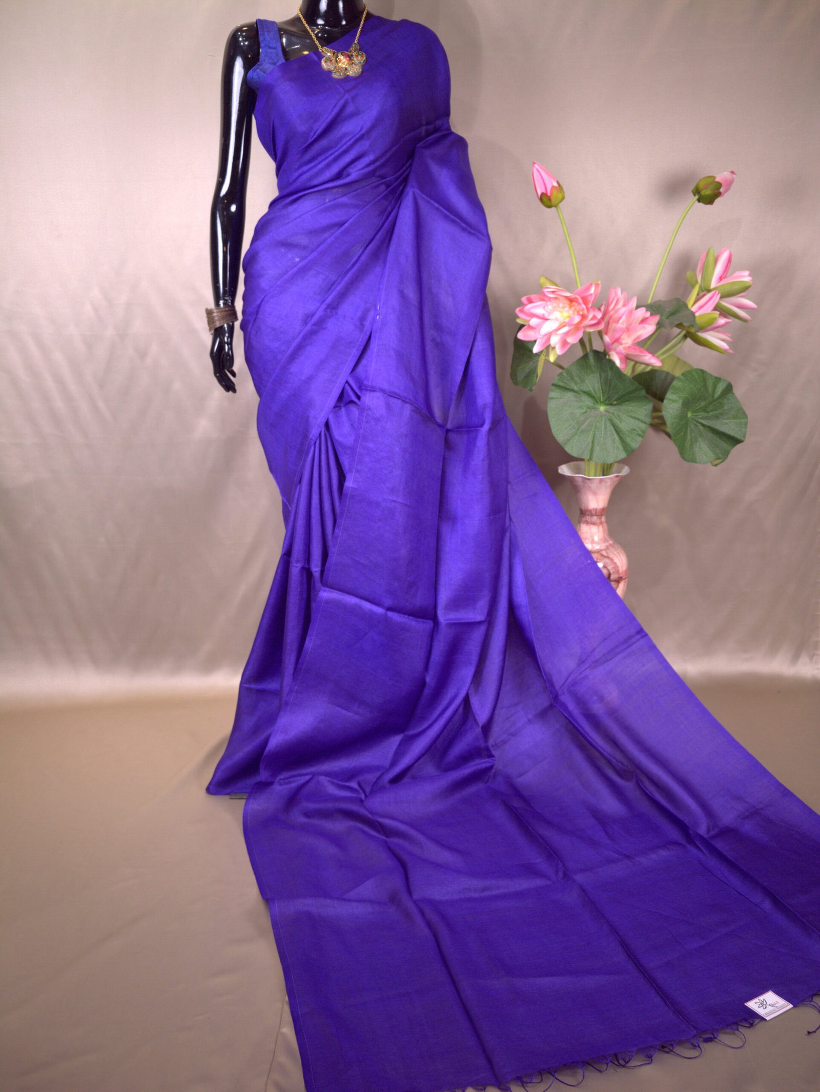 Plain Body Tussar Saree