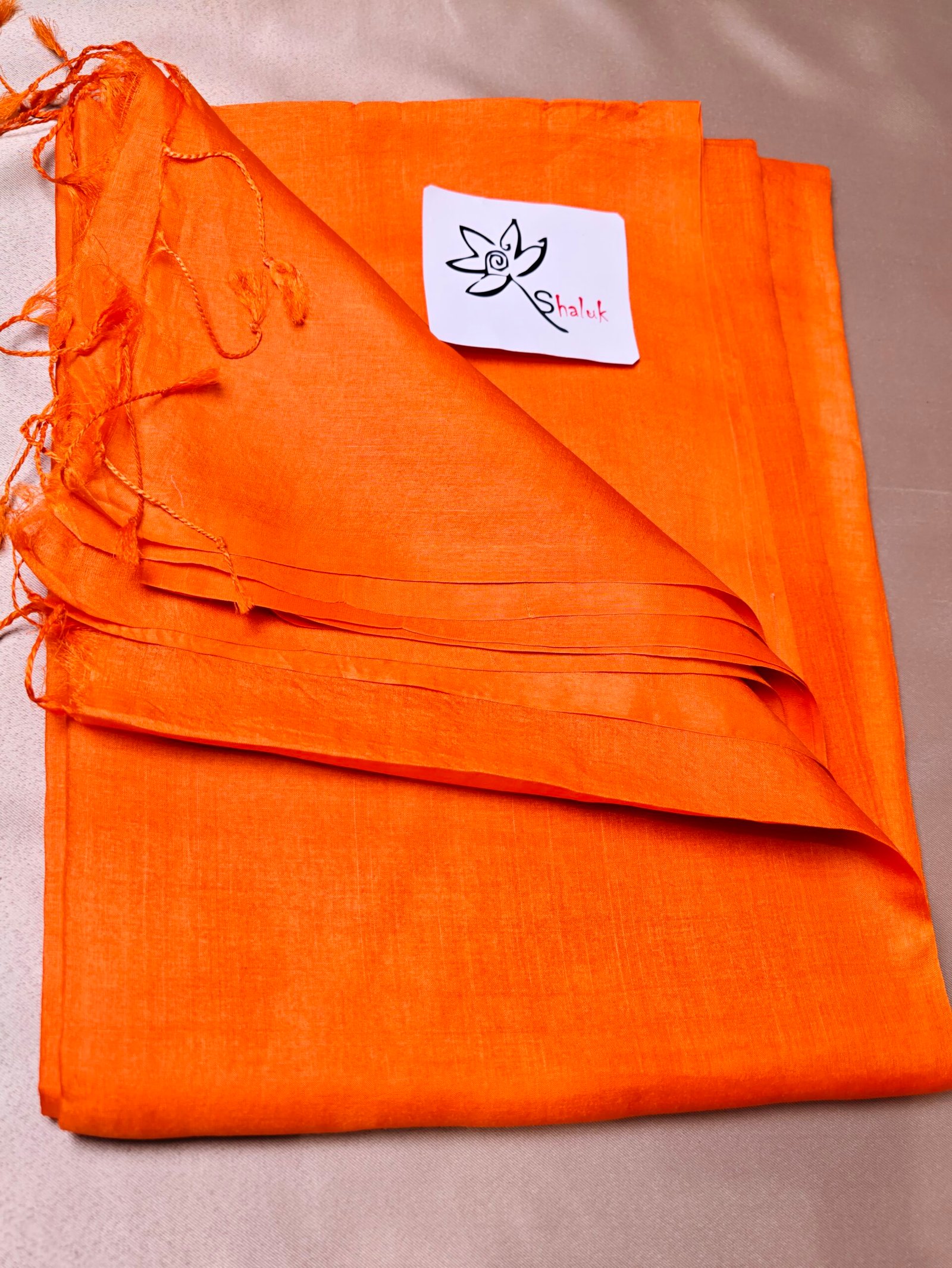 Plain Body Tussar Saree - Image 5