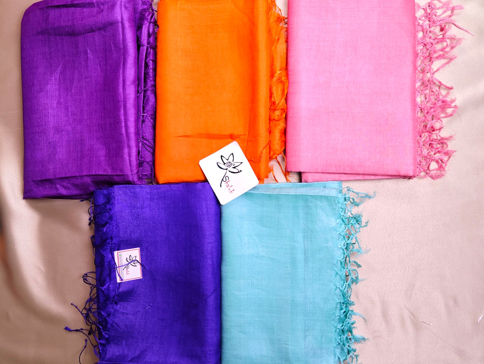 Plain Body Tussar Saree - Image 4