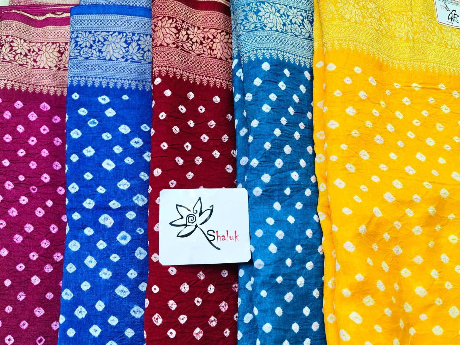 Dola Bandhni Saree - Image 5