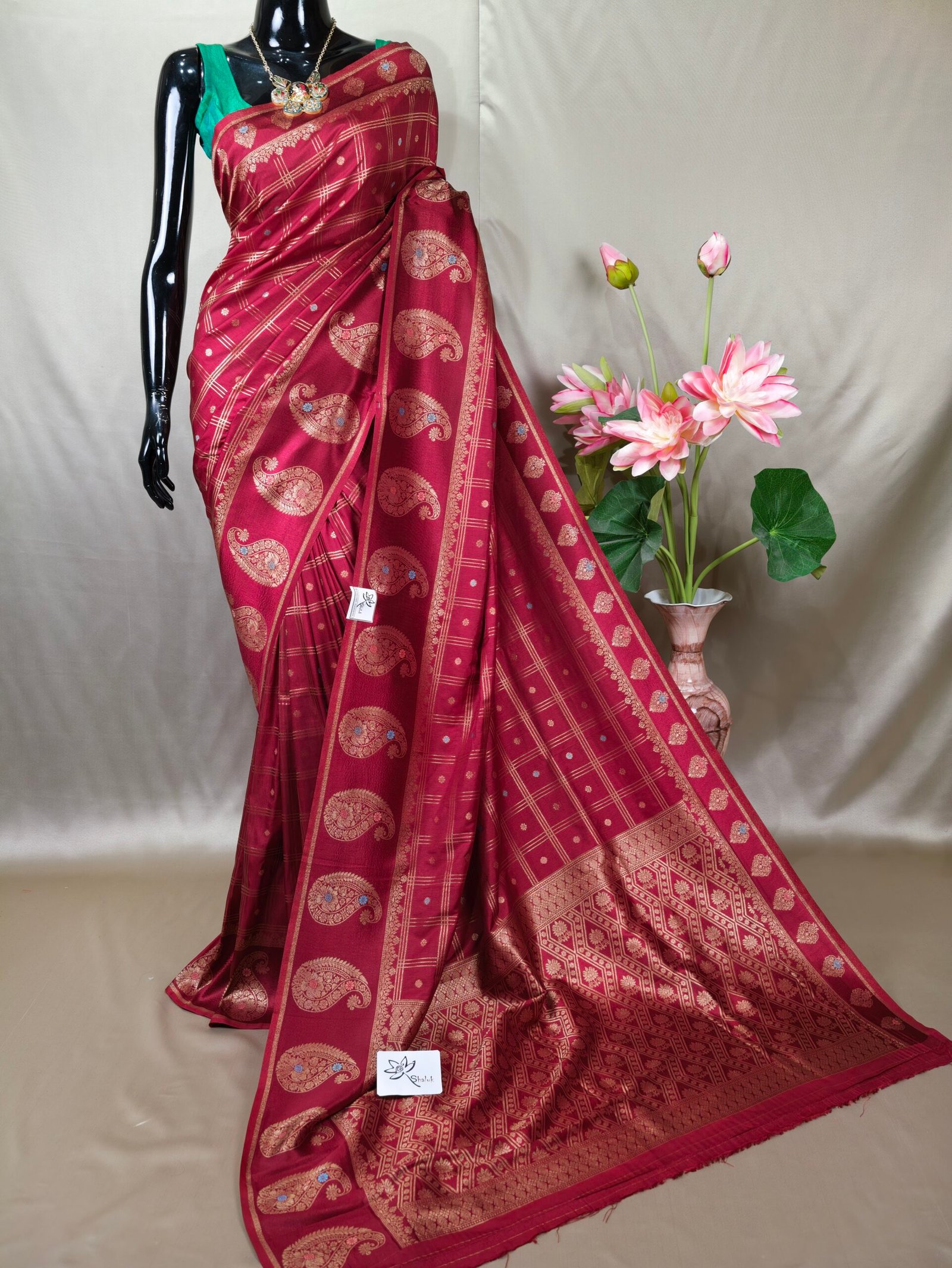 Semi Katan Benarasi