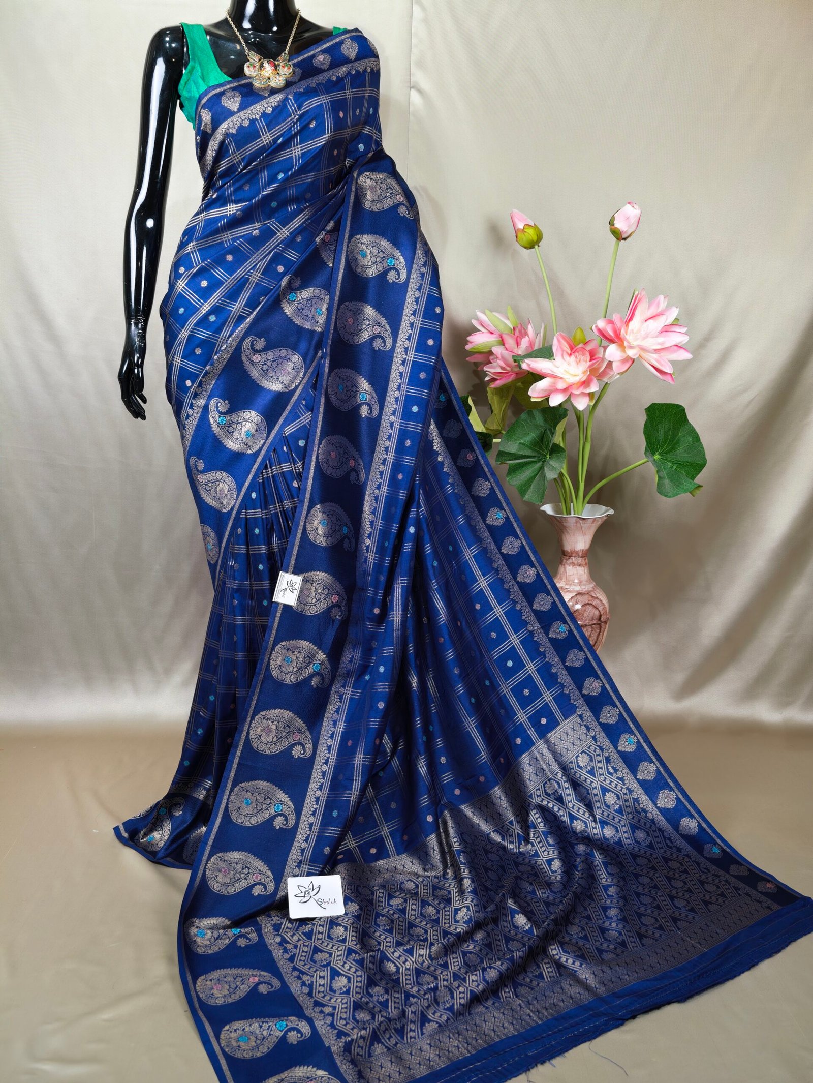 Semi Katan Benarasi