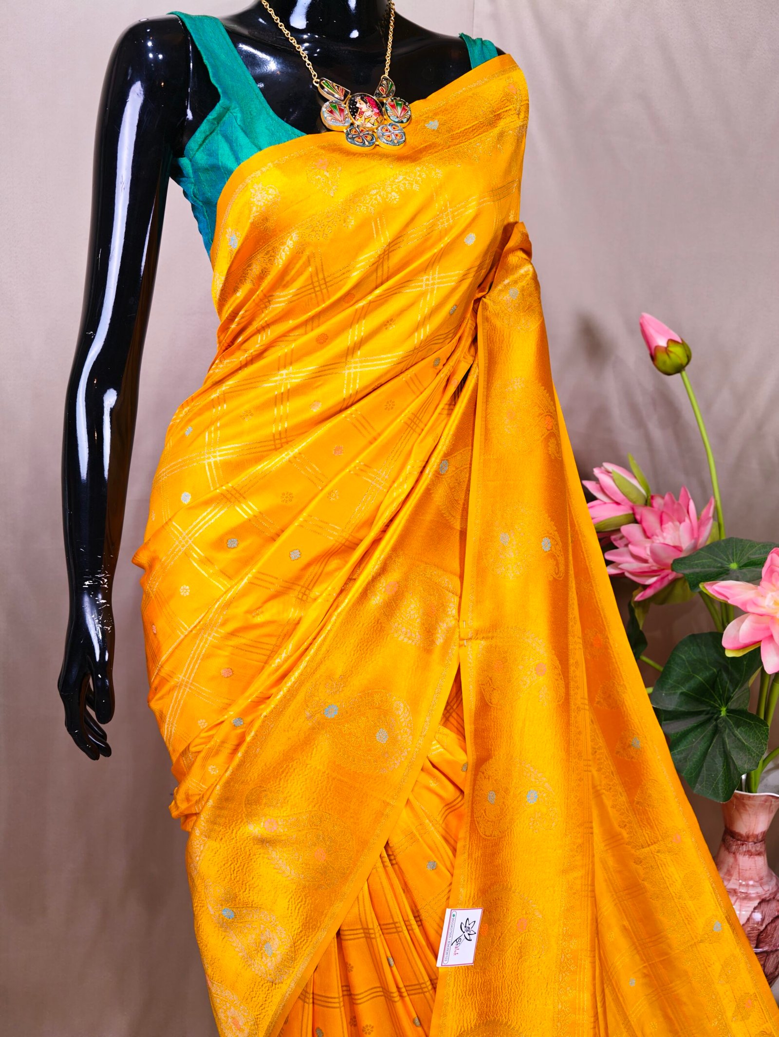 Semi Katan Benarasi - Image 2