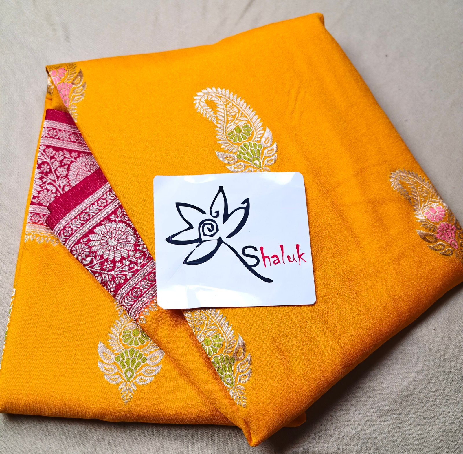 Crepe Khaddi Saree - Image 4