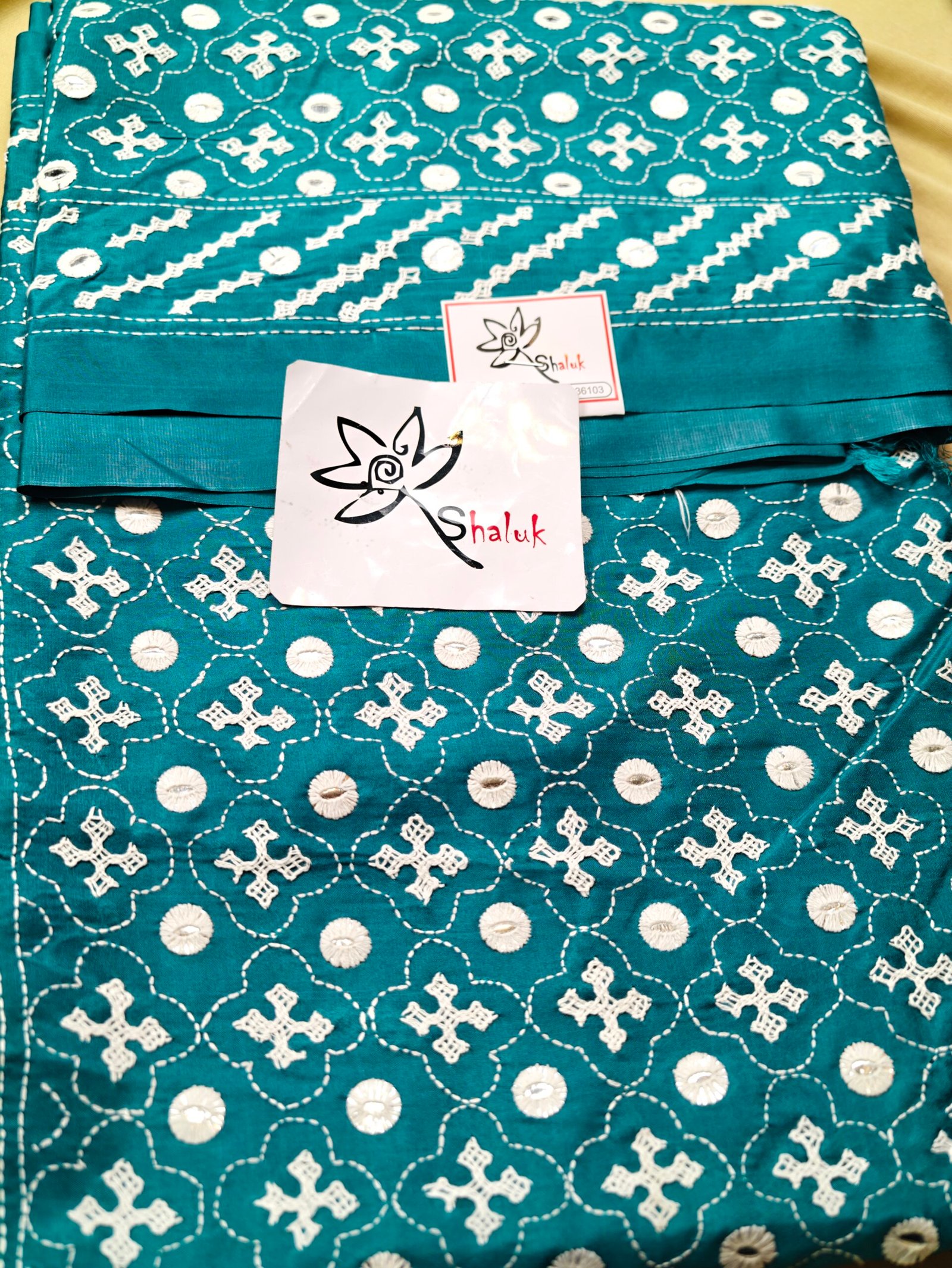 Mirror Gujrati Saree - Image 4
