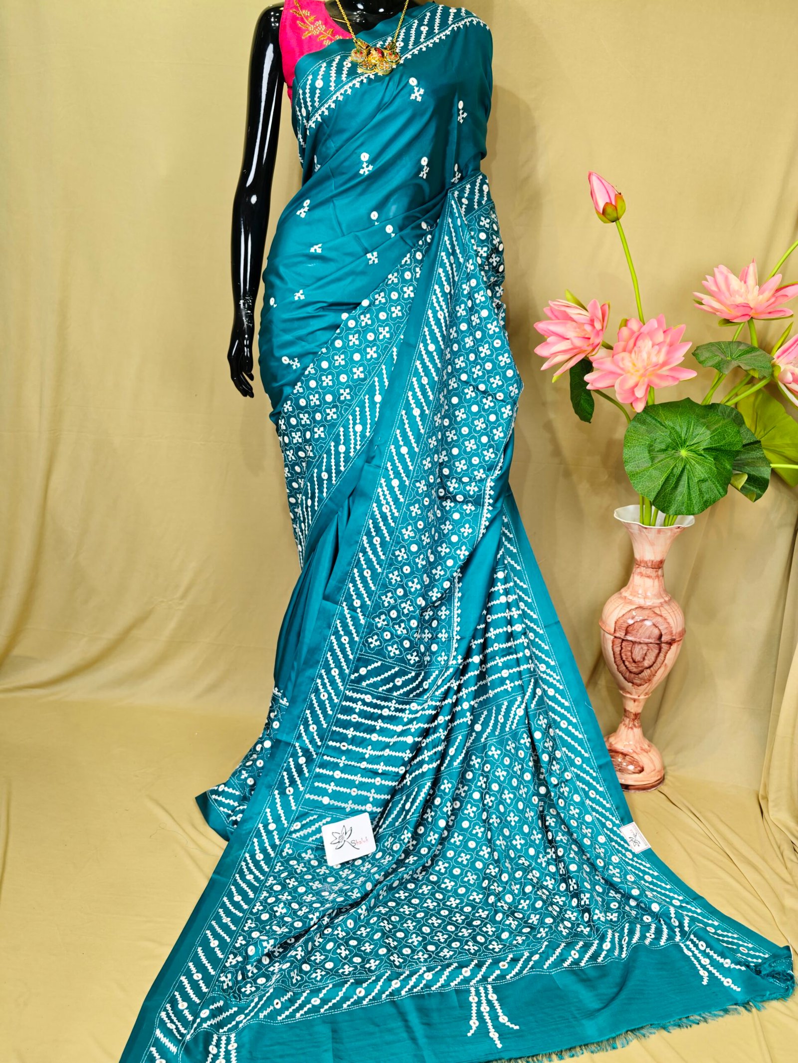 Mirror Gujrati Saree