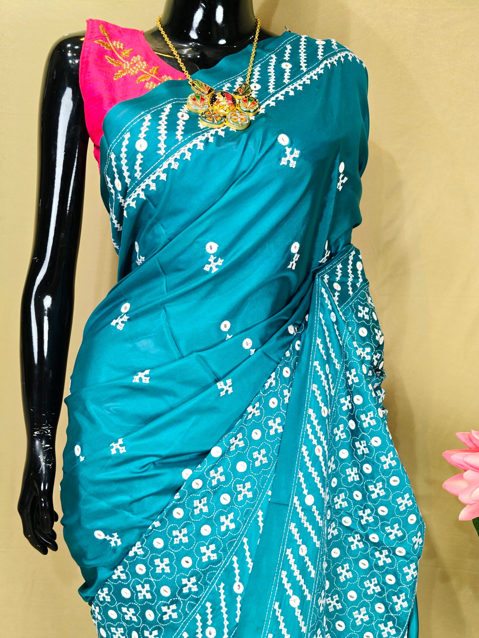 Mirror Gujrati Saree - Image 2